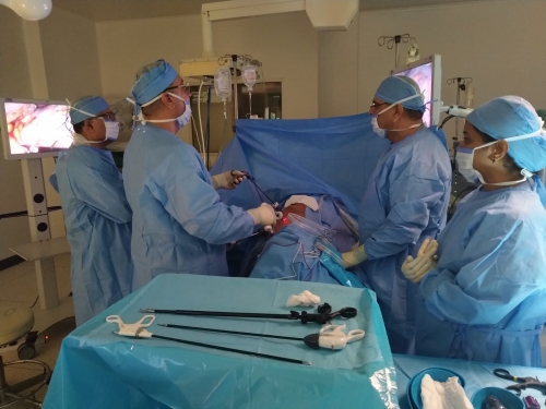 Salmaniya Medical Complex ‘drastically cuts surgery waiting time’