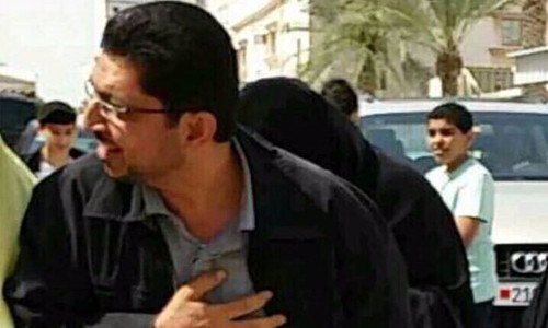 Bahrain releases Salah Al Khawaja