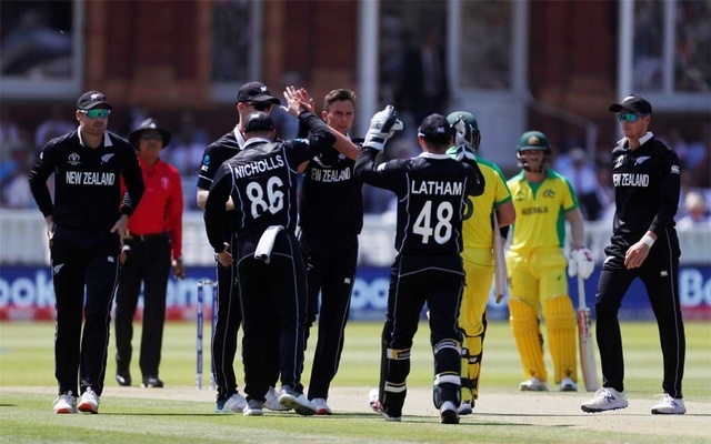 Boult hat-trick restricts Australia