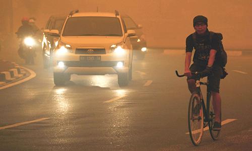 'Worst haze in a decade' blankets South Thailand