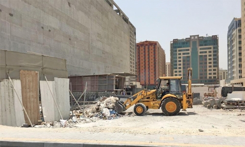 200 tonnes of  illegally dumped construction  debris removed