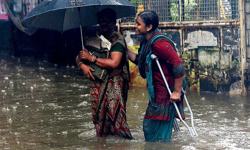 15 dead in floods and landslides in India