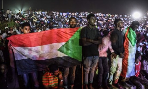 Sudan suspends civil rule talks