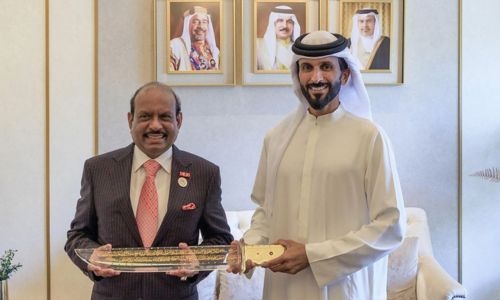  HH Shaikh Nasser Hosts LuLu Group Chairman to Discuss Bahrain's Economic Progress