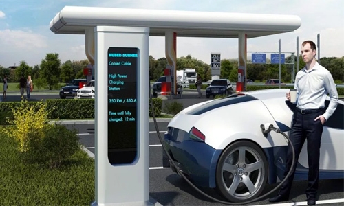 Carmakers to build Europe network of e-charging stations