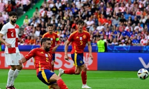Spain romp past Croatia
