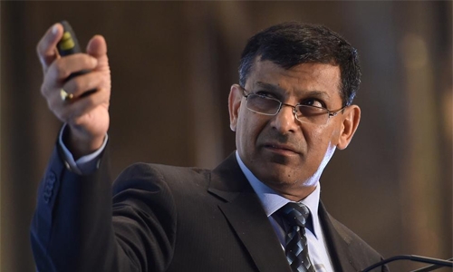 India's Rajan keeps rates on hold in final move as governor