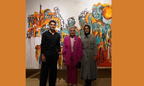 Youth Minister opens Amal Al Balooshi’s art exhibition 