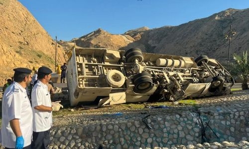 Four dead, 49 injured after bus flips over in Oman