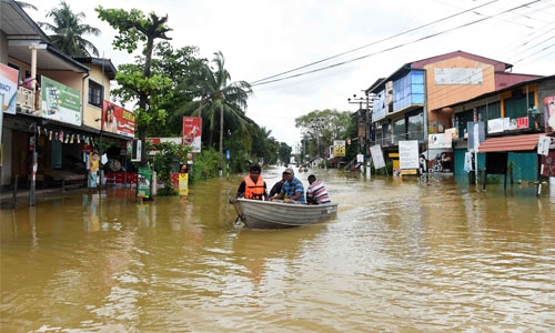 South Asia floods claim more than 750 lives