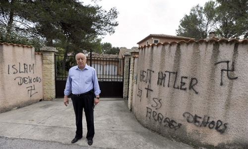 Pig heads spiked on fence of Moroccan ambassador's Paris home