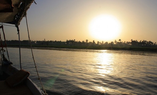 15 drown in Egypt Nile boat accident