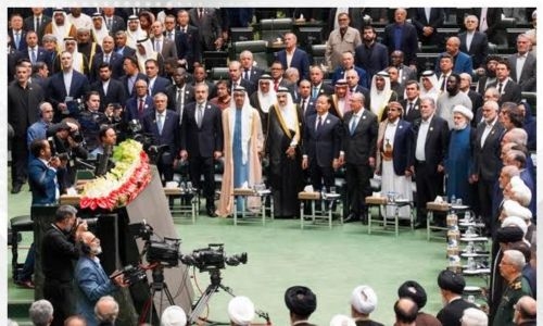 Bahrain attends Iranian president inauguration ceremony