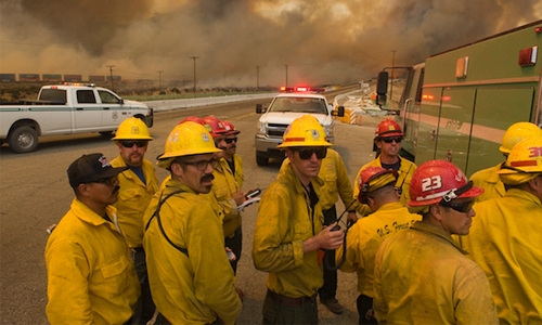 More than 82,000 flee California fires