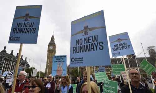 Brexit forces delay to airport expansion decision