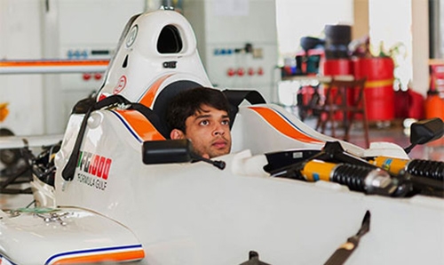 Dreams of thunder for Pakistani seeking Formula 1 glory