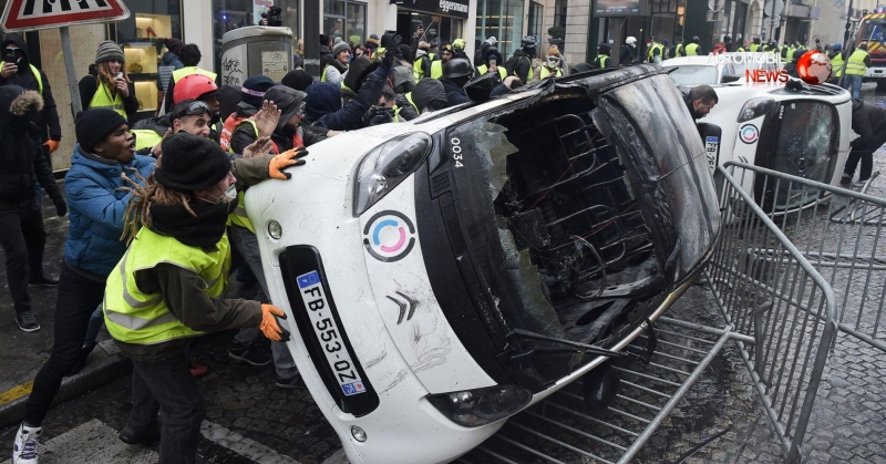 Protest clashes erupt in Paris