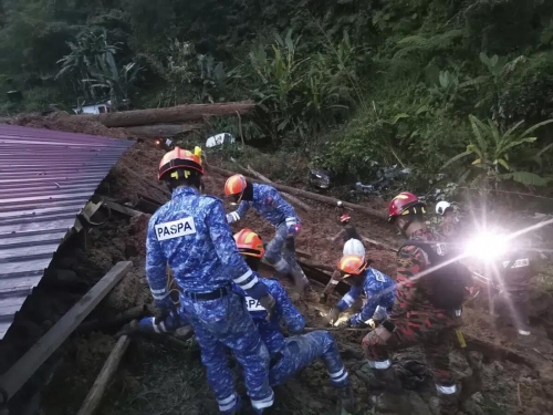Nine dead, 25 missing after landslide at Malaysia camp ground