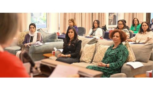 Vow to strengthen social protection for women in Bahrain