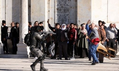Bahrain calls for calm, condemns Israeli police aggression in Al Aqsa