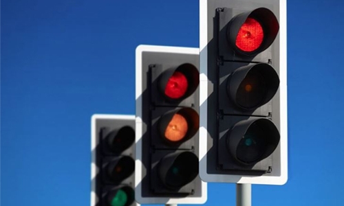 Two new traffic signals installed on Saar Avenue