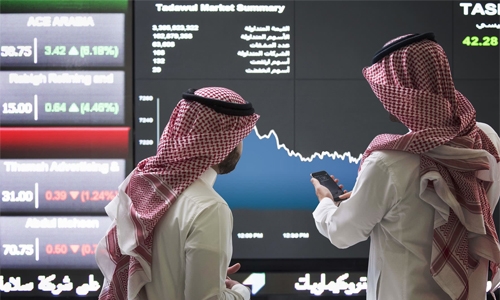 Banking shares bolster most Gulf markets