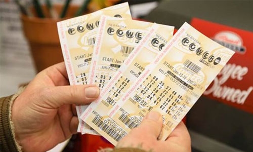 Tennessee couple first official winners of huge US jackpot