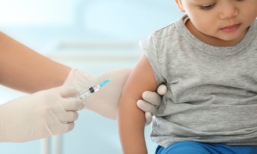 Experts predict young children won't get COVID-19 vaccines until 2022