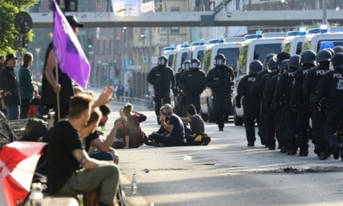 Third night of G20 clashes between police, protesters