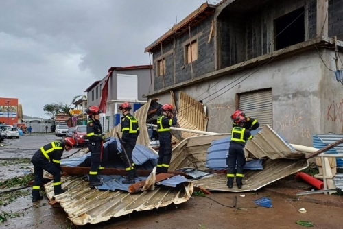 ‘Definitely several hundred’ killed as Cyclone Chido devastates Mayotte