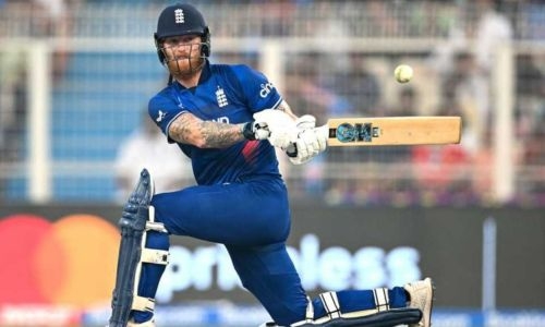 England knocks Pakistan out