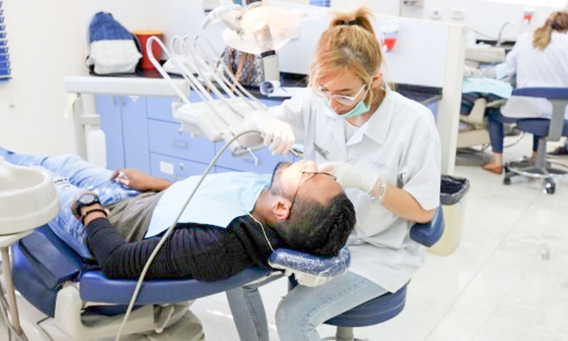 Candidates of the upcoming polls puts forward the need to set up more public dental clinics in the Kingdom
