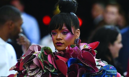 Rihanna shines at New York Met Gala