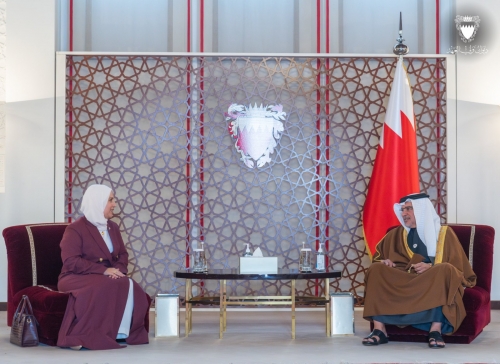 HRH Crown Prince Salman Meets Outgoing WHO Representative in Bahrain