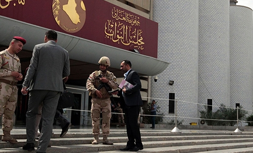 Iraq parliament chaos prevents cabinet vote