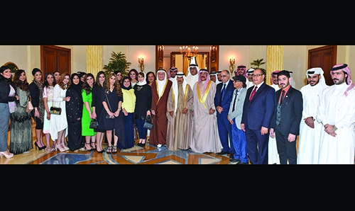 Bahrain keen on providing quality education, says PM