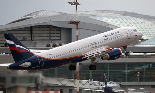 Putin bans Russian civil servants from using foreign airlines for business travel