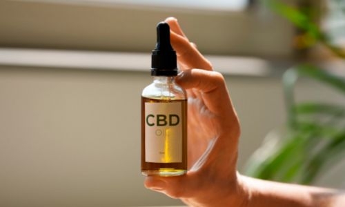Undercover sting finds doctor ‘dealing’ CBD oil near hospital, arrested