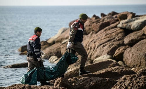 At least 37 Greece-bound migrants drown off Turkey