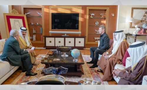 HM King Hamad hails Sir Stewart's visit to F1 Bahrain GP