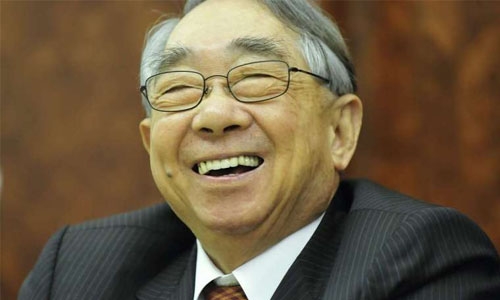 Taiwan billionaire shipping tycoon dies aged 90