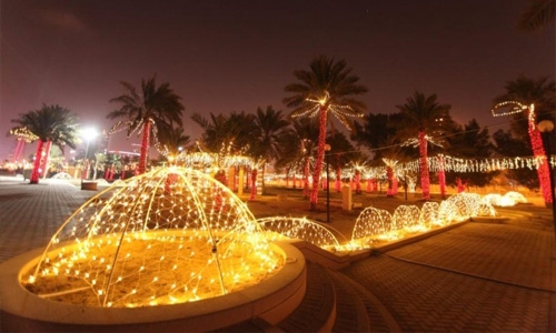 Beautifully dressed up Bahrain celebrates National Days 