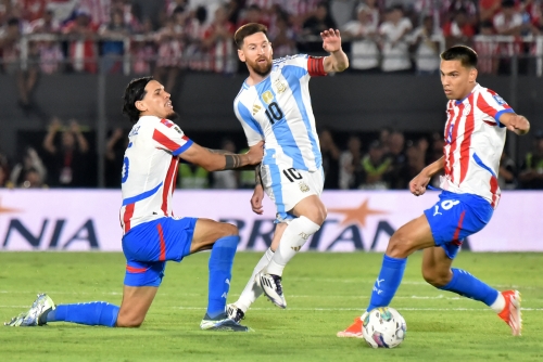 Argentina fall in Paraguay, Brazil held in Venezuela