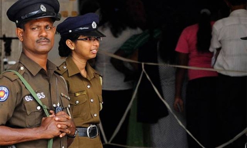 Sri Lankan police force to grant equal status to women