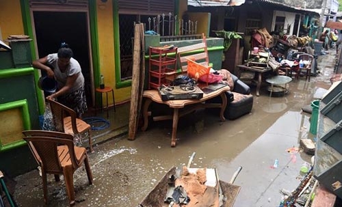 Sri Lanka rain death toll hits 101 as waters recede