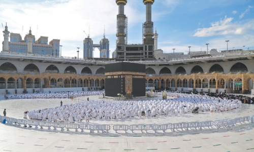 Saudi Arabia boosts pandemic measures at Mecca's Grand Mosque