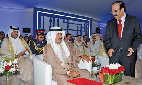 Bahrain PM inaugurates major power project in Hidd