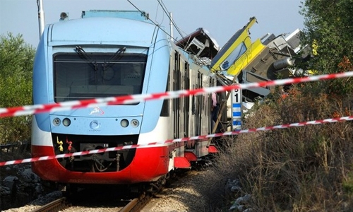 Station master takes blame for deadly Italy train crash