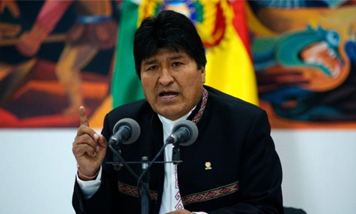 Bolivia’s Morales agrees to new elections