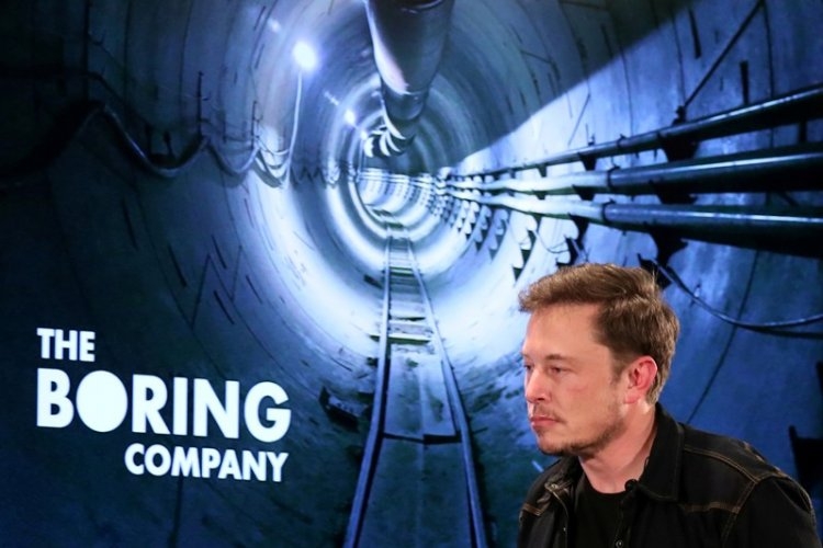 Elon Musk to build high-speed commuter system in Chicago